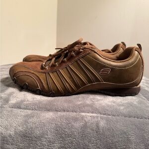 Skechers Women’s Brown leather Sneakers size 10